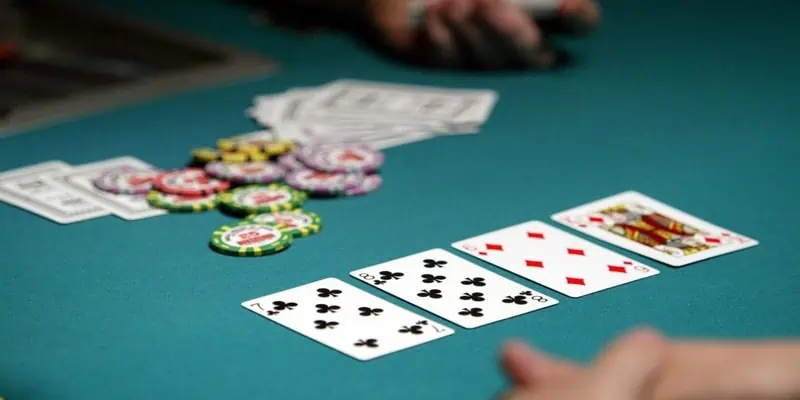 Tựa game Poker có lối chơi như thế nào?